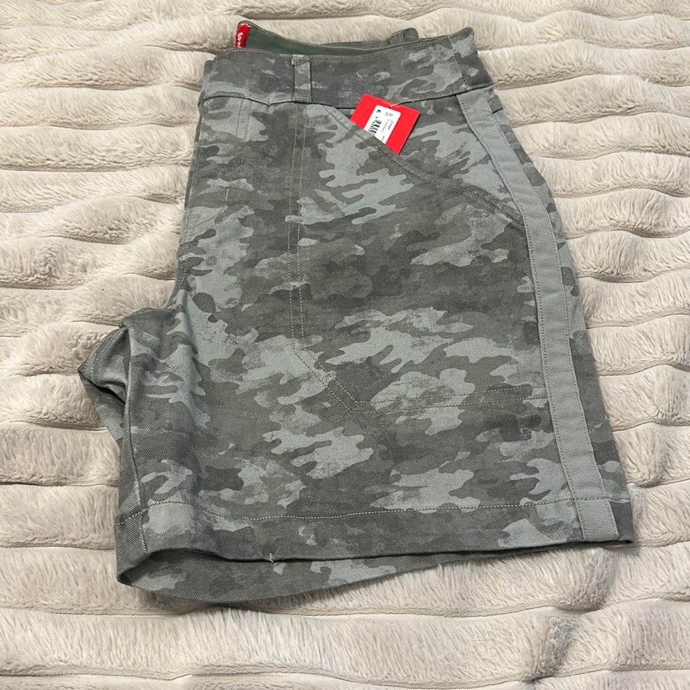 COPY - SPANX STONE WASH CAMO SHORTS